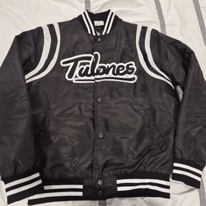 Tulones Jacket